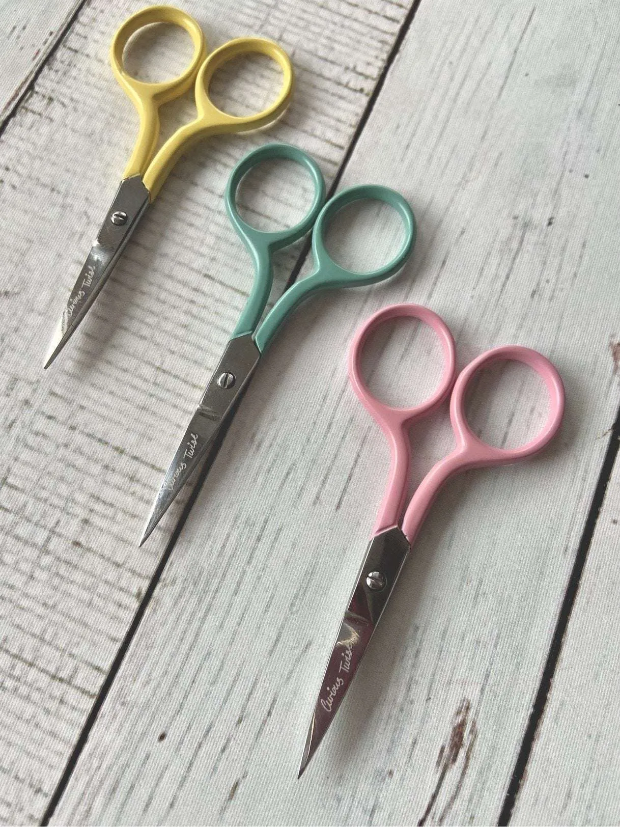 pretty pastel coloured embroidery scissors 9cm long