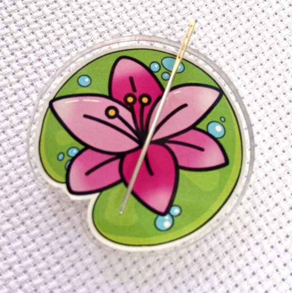 Lily Pad Needle Minder - Image 2