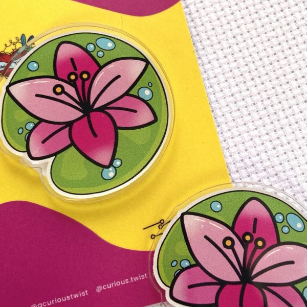 Lily Pad Needle Minder - Image 3